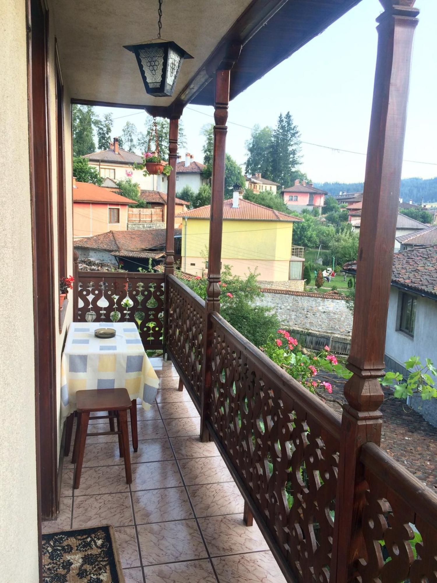 Guest Rooms Dona Koprivshtitsa Exterior foto