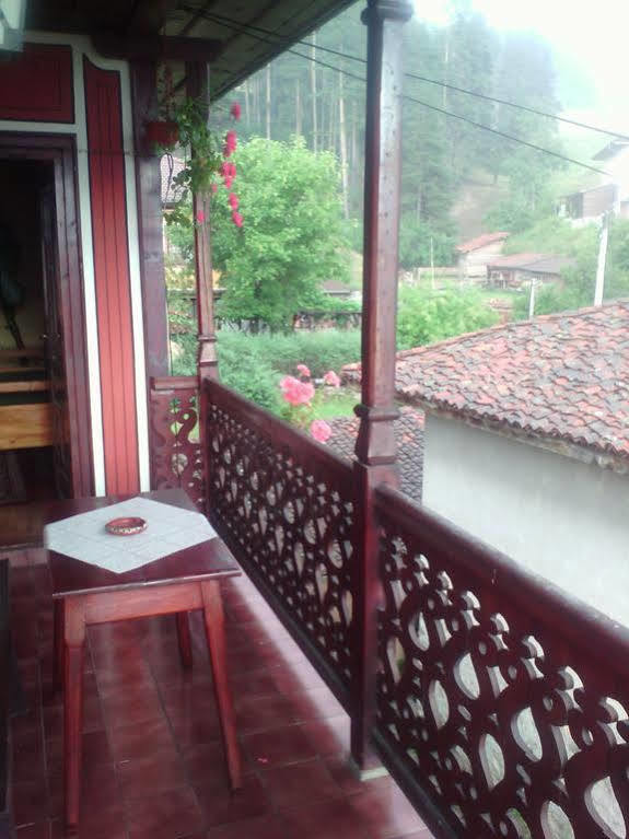 Guest Rooms Dona Koprivshtitsa Exterior foto